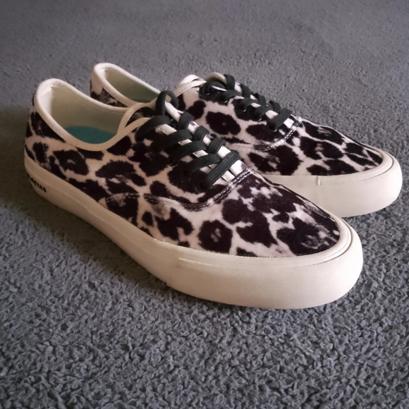 J. Crew Trainers Women's 7.5 White SeaVees Legend Black Leopard Print Velvet Low - Picture 4 of 12